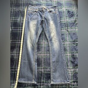 Y2K low rise flare Maurice’s dark blue jeans size 7/8